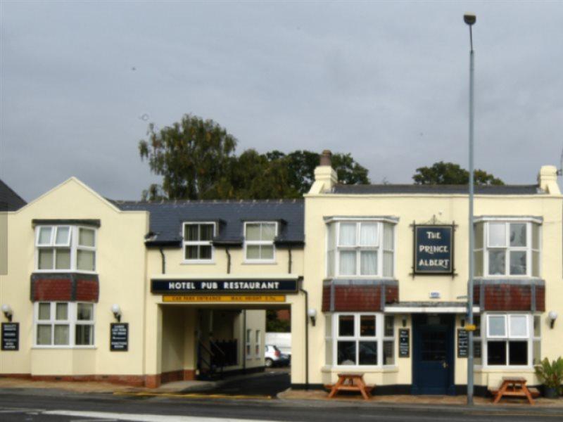 The Prince Albert Pub & Hotel Windsor Eksteriør billede